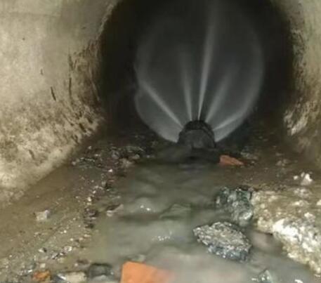 布拖市政管道清淤