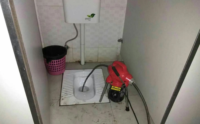布拖蹲便疏通